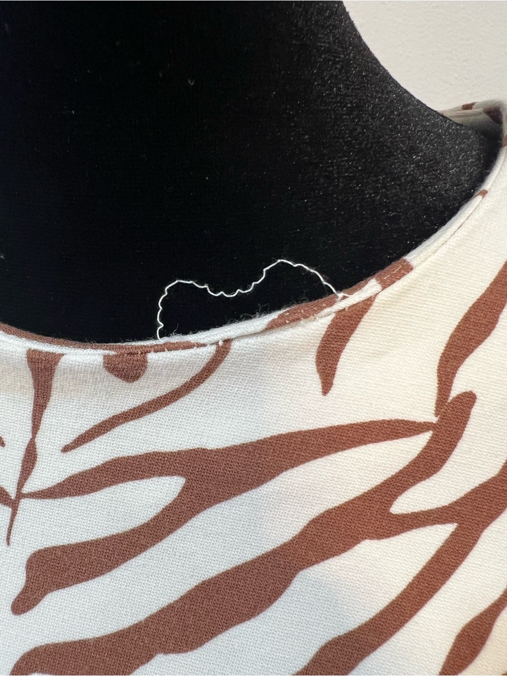 J McLaughlin for Dillard’s Zebra Print Dress Brown Cream Knit A-Line Small - Picture 7 of 8